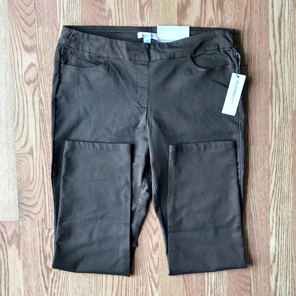 Liz Clairborne, Sz 16, Comfort Stretch Pull On Pants, NWT